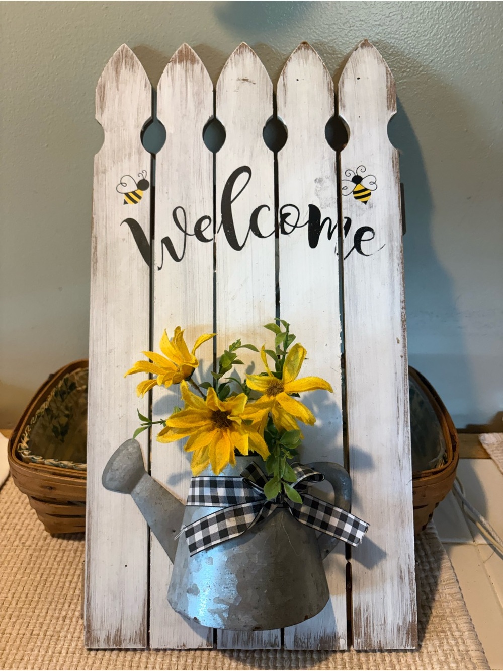 Welcome Bee Picket Wall Decor with Yellow Flowers - Rustic White